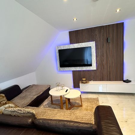 Relaxdays-Apartments 1 Garten Und Pool-Mitbenutzung, Wallbox, Kostenloser Parkplatz, Kontaktloser Checkin, Wifi Mit Smarttv Gütersloh Exterior foto